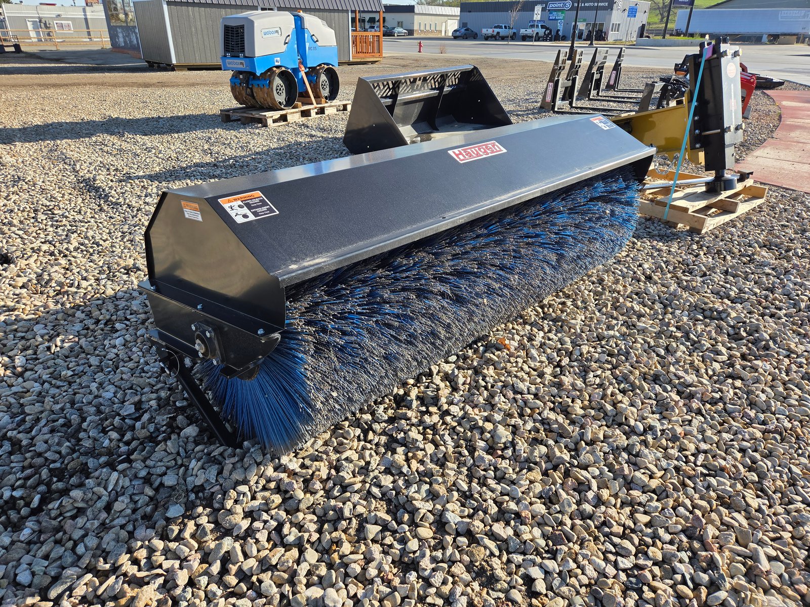 2025 Haugen HAB 84-H 84" Hydraulic Angle Broom LIKE NEW DEMO UNIT! - Full size