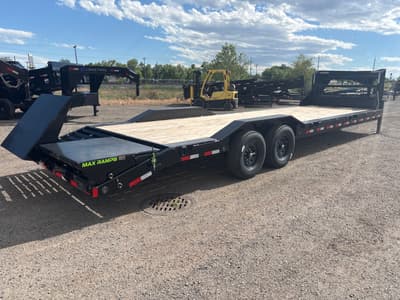 2026 Load Trail 102" x 30' GN Equipment Hauler - Image 4