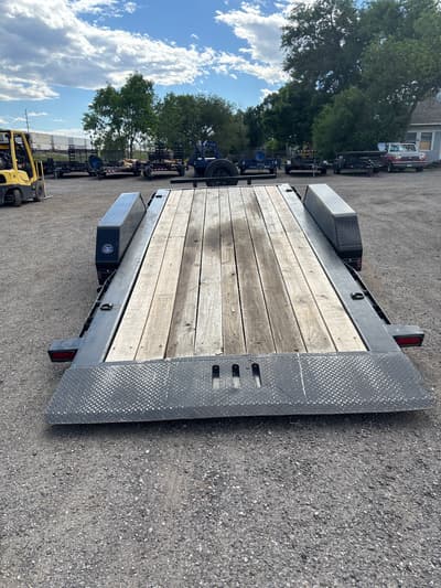 2022 Load Trail 83" x 22' Tilt - Image 4