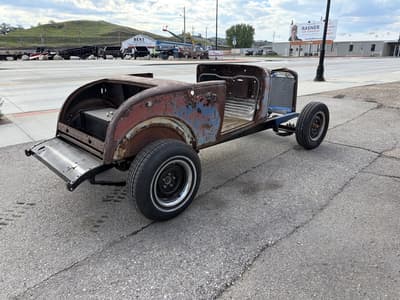 1930 Chevy Roadster - Image 4