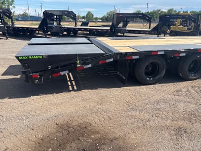 2026 LOAD TRAIL 102" x 32' TANDEM DUAL - Image 4