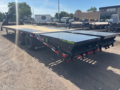 2026 LOAD TRAIL 102" x 32' TANDEM DUAL - Image 2