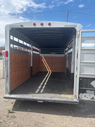 2010 TITAN STOCK 16' Standard Gooseneck Trailer - Image 5