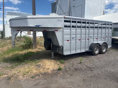 2010 TITAN STOCK 16' Standard Gooseneck Trailer - Image 2