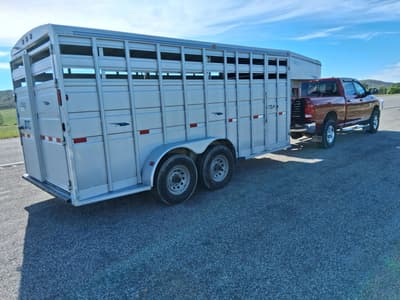 2010 TITAN STOCK 16' Standard Gooseneck Trailer - Thumbnail 1