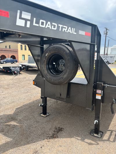 2026 Load Trail 102" x 30' Low-Pro Gooseneck Deckover Trailer - Image 9