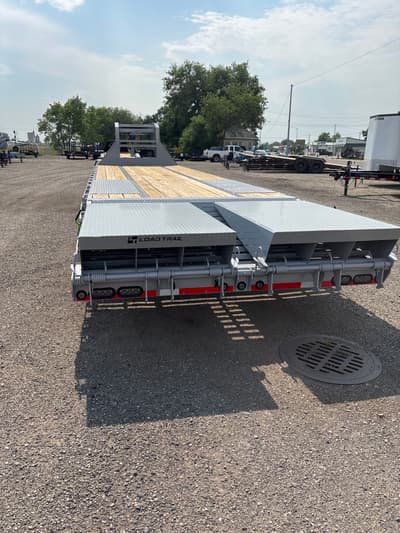 2027 Load Trail 102" x 32' Tandem Dual - Image 4