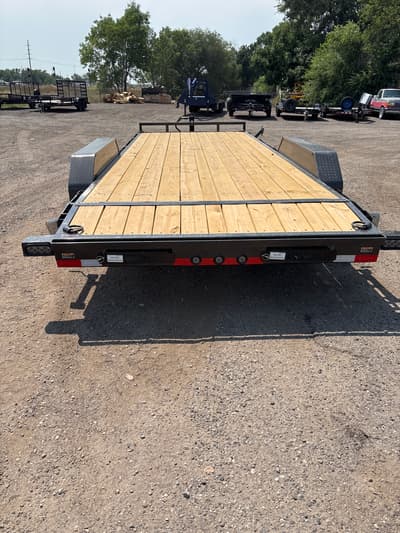 2027 Load Trail 83" x 20' Car Hauler - Image 4