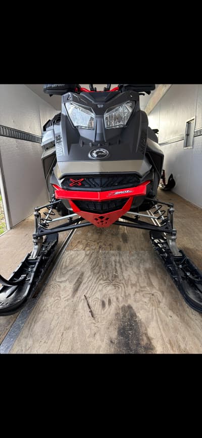 2022 Ski-Doo Summit X Expert 850 Turbo 165" - Image 2