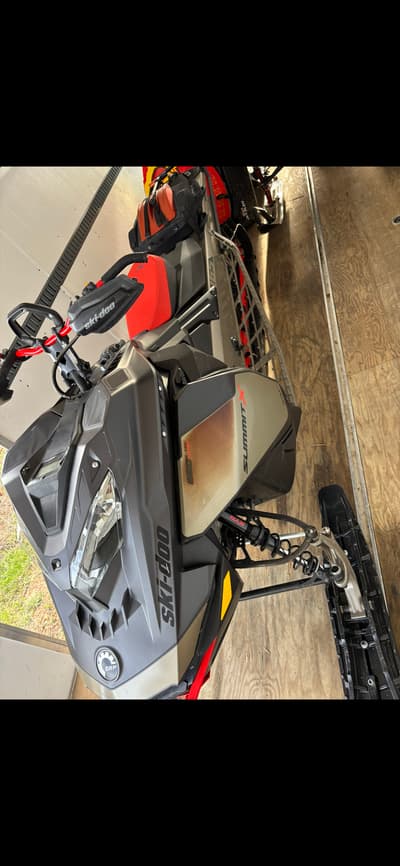 2022 Ski-Doo Summit X Expert 850 Turbo 165" - Image 3