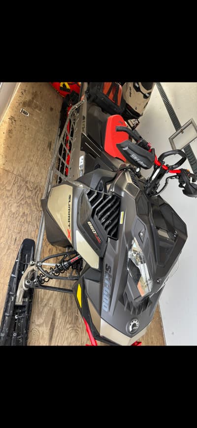 2022 Ski-Doo Summit X Expert 850 Turbo 165" - Image 4