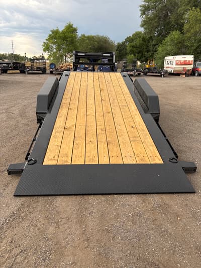 2027 Load Trail 83" x 24' Tilt Trailer - Image 4