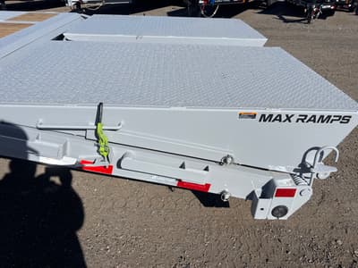 2027 Load Trail 102" x 28' Deckover Trailer - Image 6