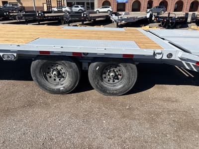 2027 Load Trail 102" x 26' Deckover Trailer - Image 6