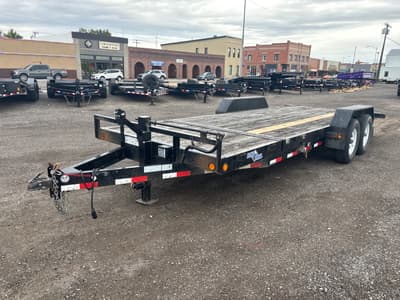 2011 LOAD TRAIL 83" x 20' Tilt Trailer - Thumbnail 1