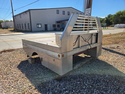 Alum-Line Skirted Dually Truck Bed with auxillary fuel tank - Image 3