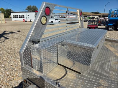 Alum-Line Skirted Dually Truck Bed with auxillary fuel tank - Image 6