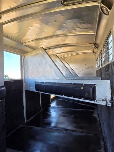 1994  4 Star Horse Trailer - Image 5