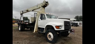 1997 Ford F800 2.5T Boom Crane Truck - Thumbnail 1