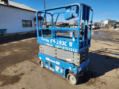 2014 Genie GS 1930 Scissor Lift - Image 2