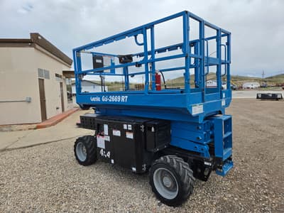 2016 Genie GS2669 RT Scissor Lift Dual Fuel - Image 2