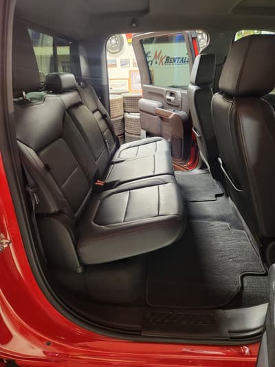 2021 GMC Sierra SLT 3500HD Crewcab Dually 4x4 - Image 8