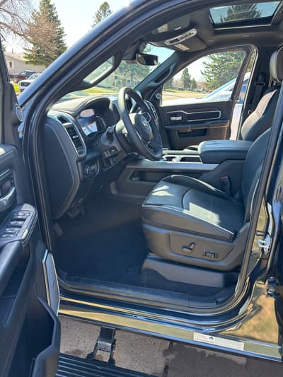 2025 RAM 2500HD 6.7 Cummins Crew cab Short Box 15,000 miles - Image 9