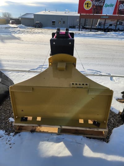 Haugen PD-1600 Hydraulic Post Pounder - Image 3